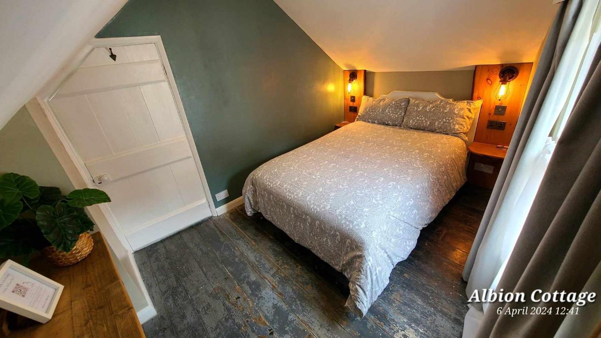 Albion Cottage Уитби Экстерьер фото